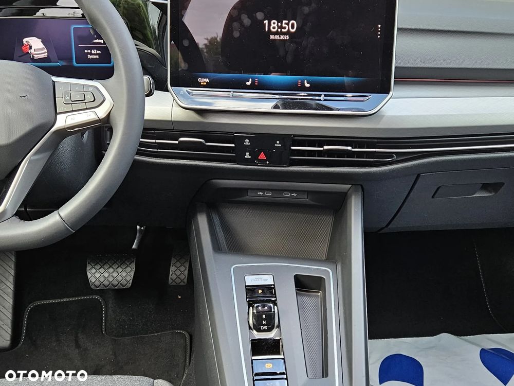 Volkswagen Golf 1.5 eTSI mHEV Life Plus DSG - 4