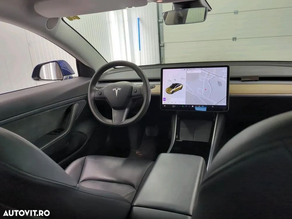 Tesla Model 3 Standard Reichweite Plus Hinterradantrieb - 5