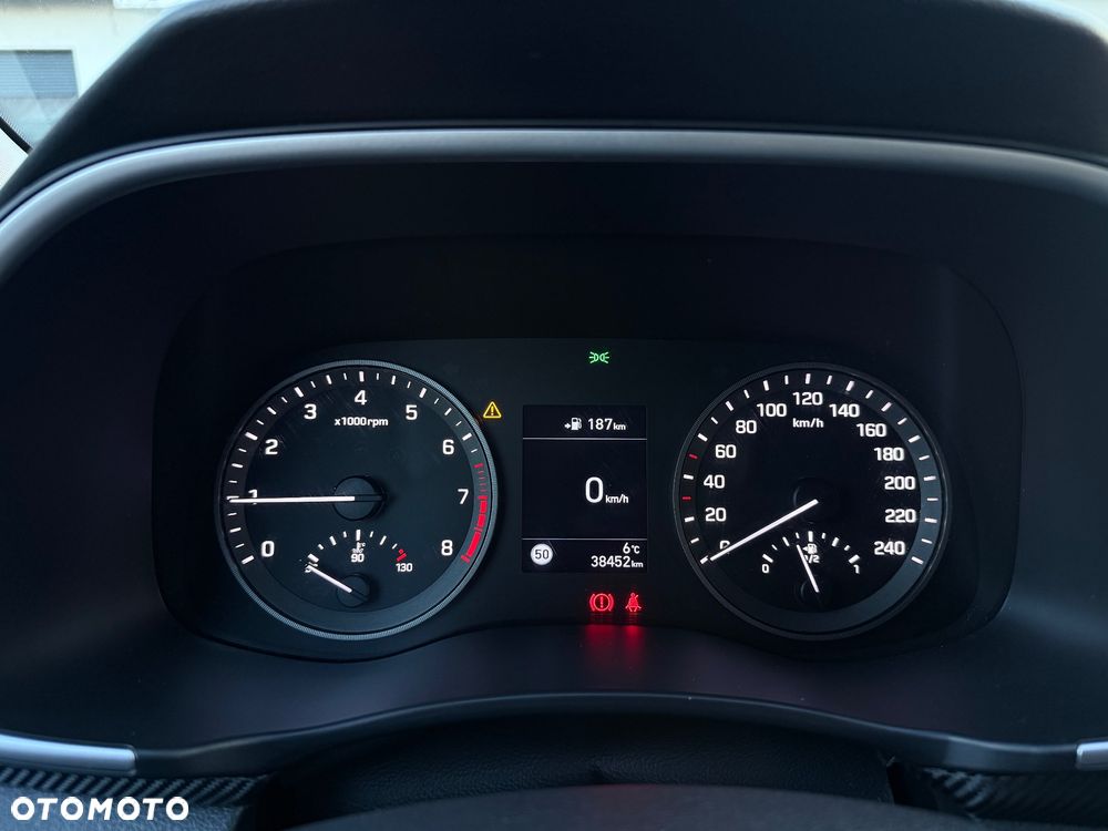 Hyundai Tucson 1.6 GDi 2WD Select - 22