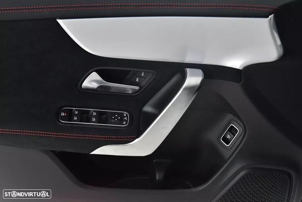 Mercedes-Benz CLA 180 - 19