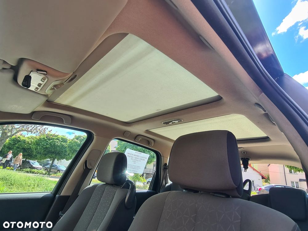 Renault Grand Scenic - 15