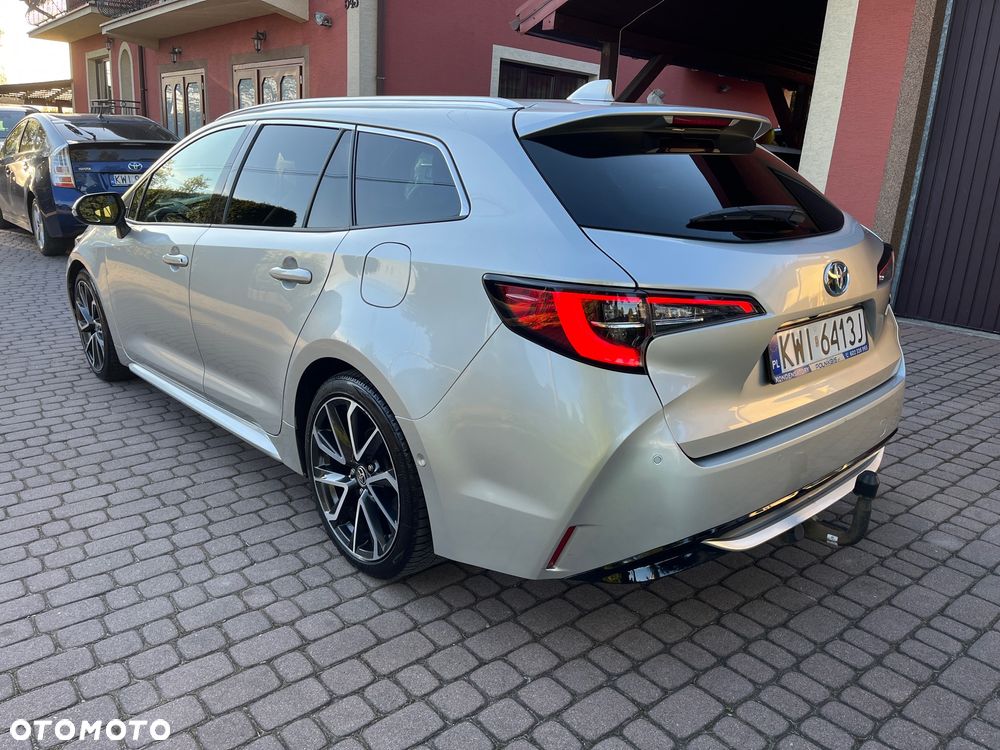 Toyota Corolla 2.0 Hybrid Executive - 7