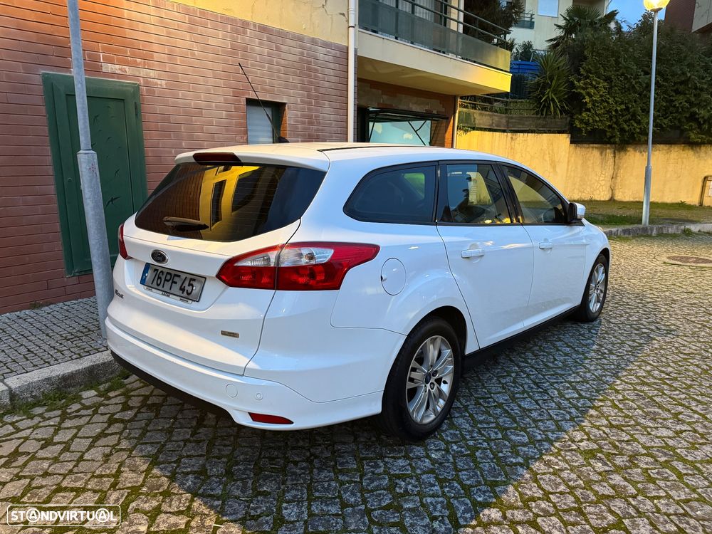 Ford Focus SW 1.6 TDCi DPF S&S Trend - 10