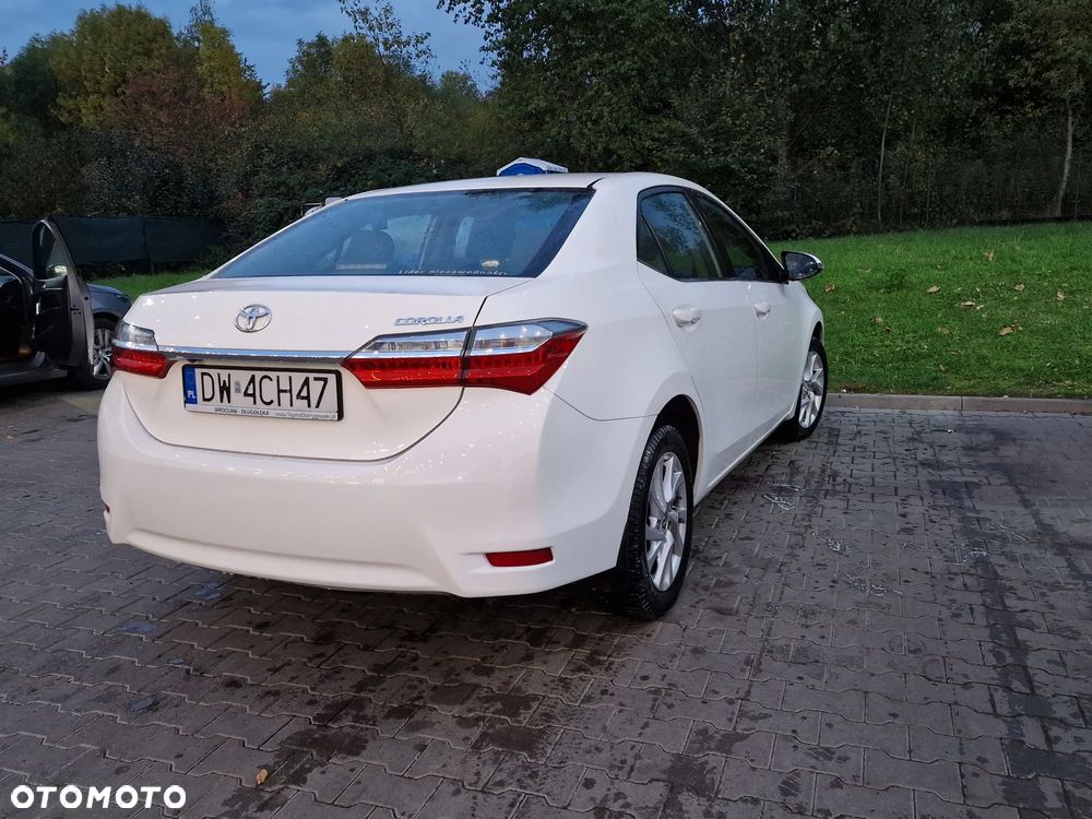 Toyota Corolla 2017 photo 5