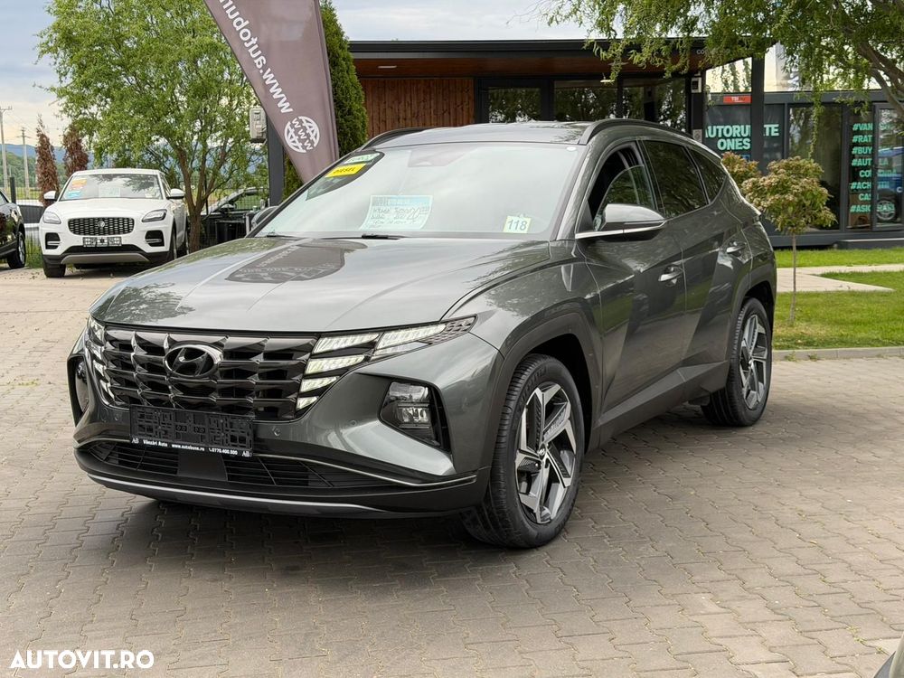 Hyundai Tucson - 2
