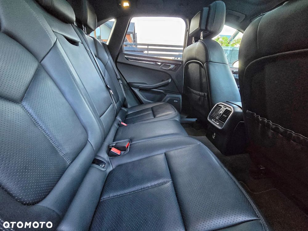 Porsche Macan Standard - 27