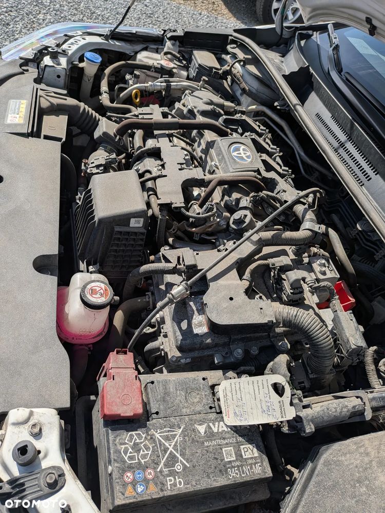 Toyota Corolla 1.8 Hybrid GPF Comfort - 17