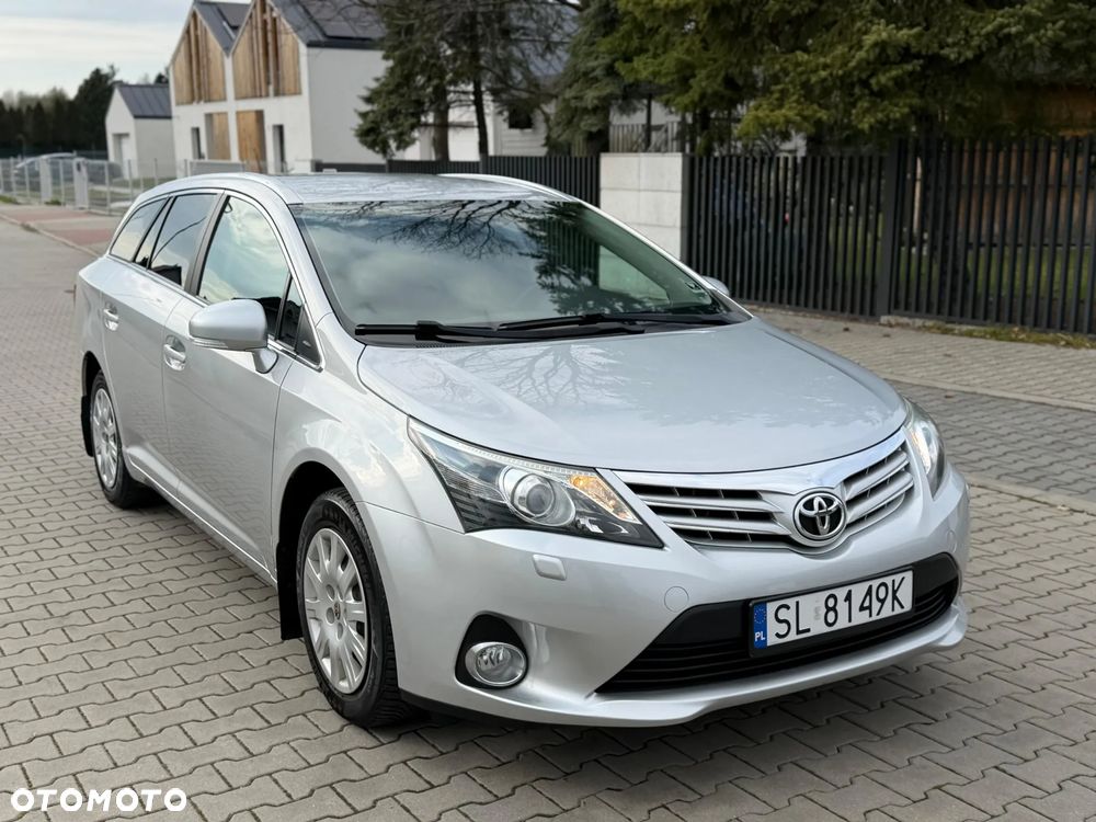 Toyota Avensis 1.8 Premium EU5 - 3