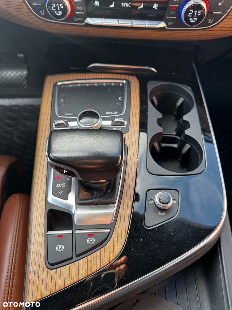 Audi Q7 3.0 TDI Quattro Tiptronic - 25