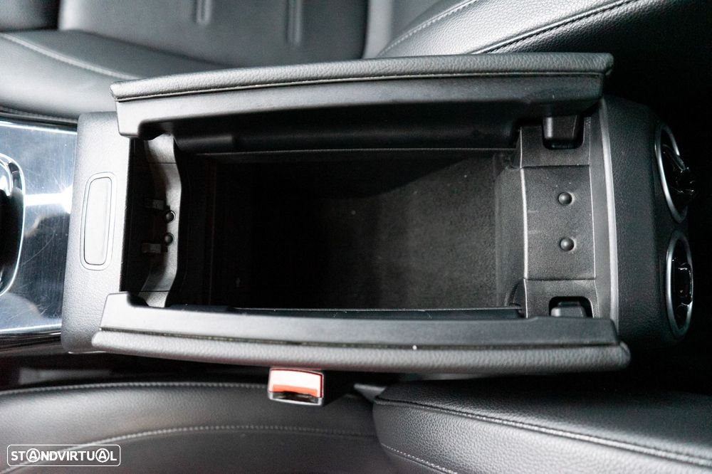 Mercedes-Benz CLA 180 d 7G-DCT AMG Line - 33