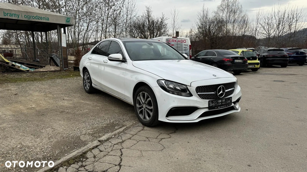 Mercedes-Benz Klasa C 300 4Matic 9G-TRONIC