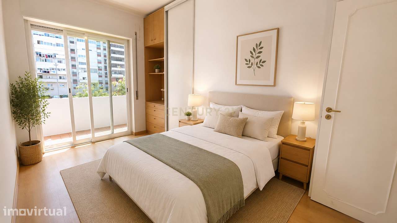 Apartamento Renovado em Oeiras  Nova com 3 Quartos e Varanda! - Grande imagem: 5/8