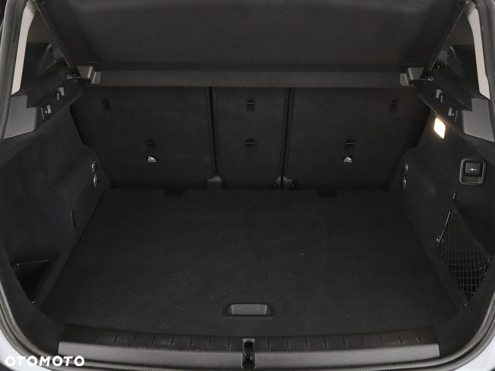 BMW Seria 2 220d xDrive - 21