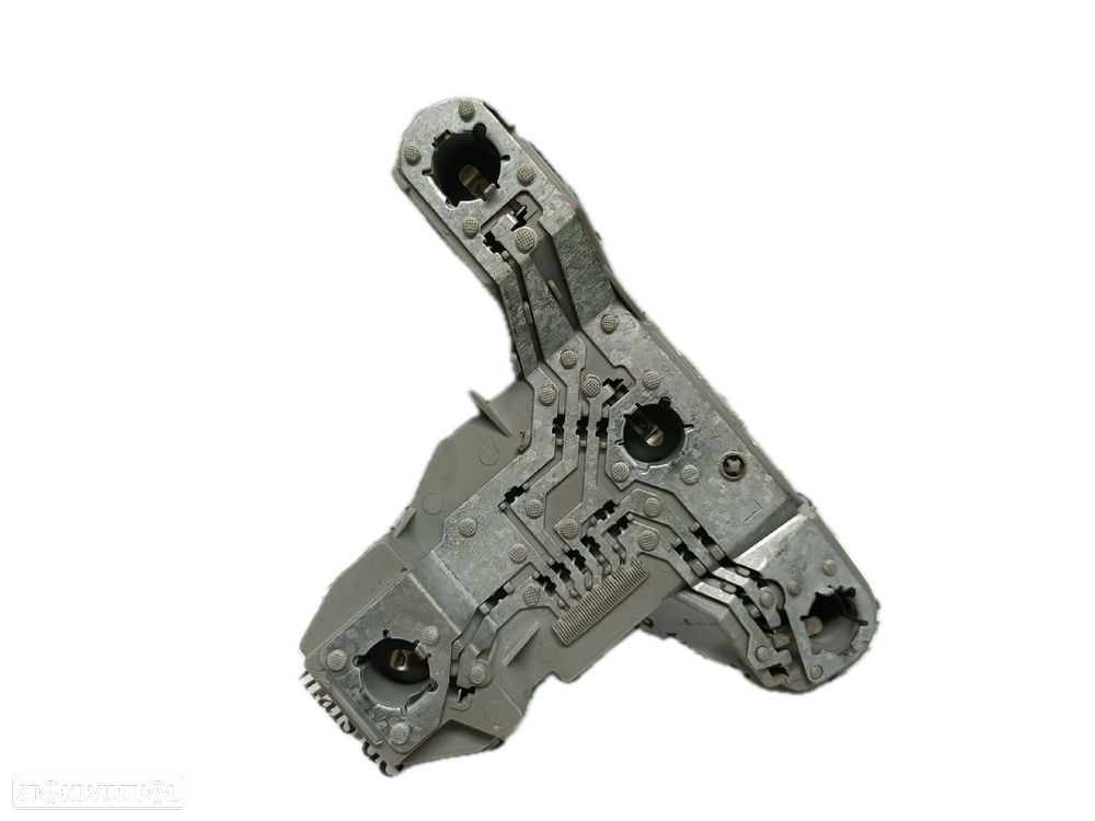 Suporte Lâmpadas Farolim Toyota Corolla (_E12_) - 1