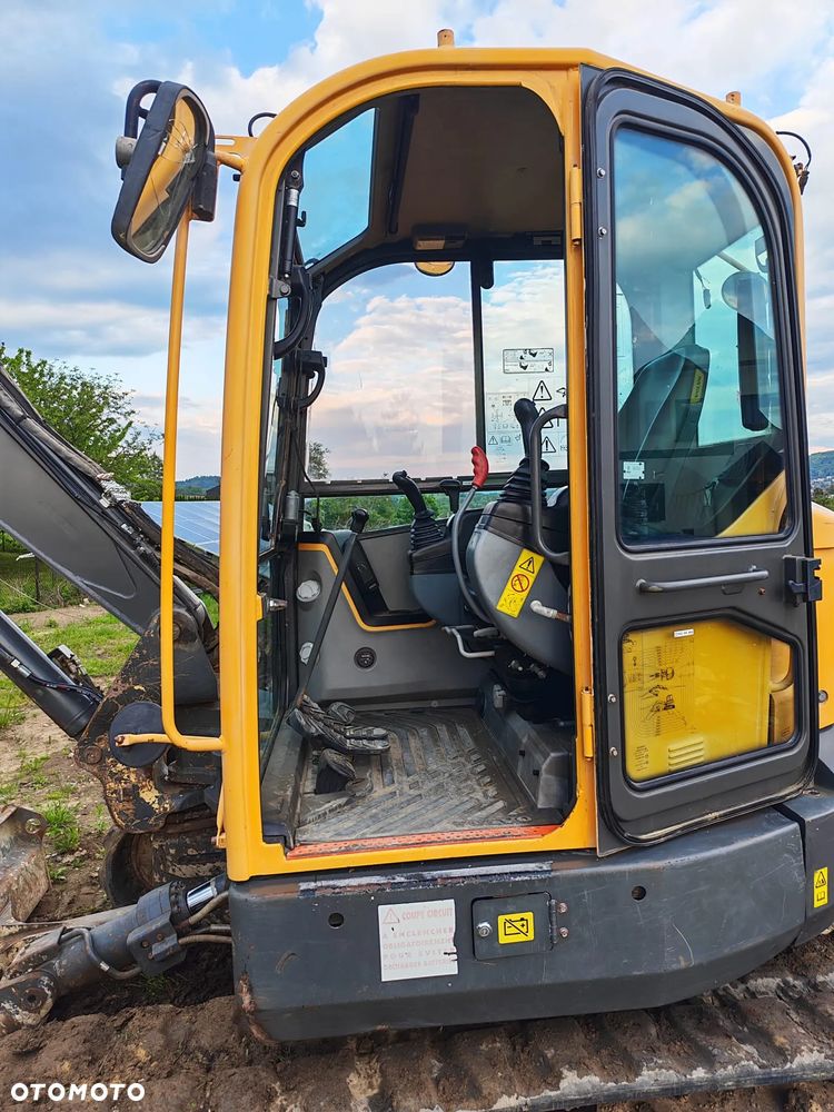 Volvo ecr 88 D - 15