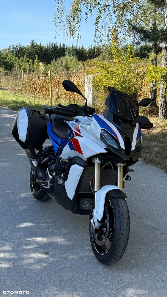 BMW XR - 11