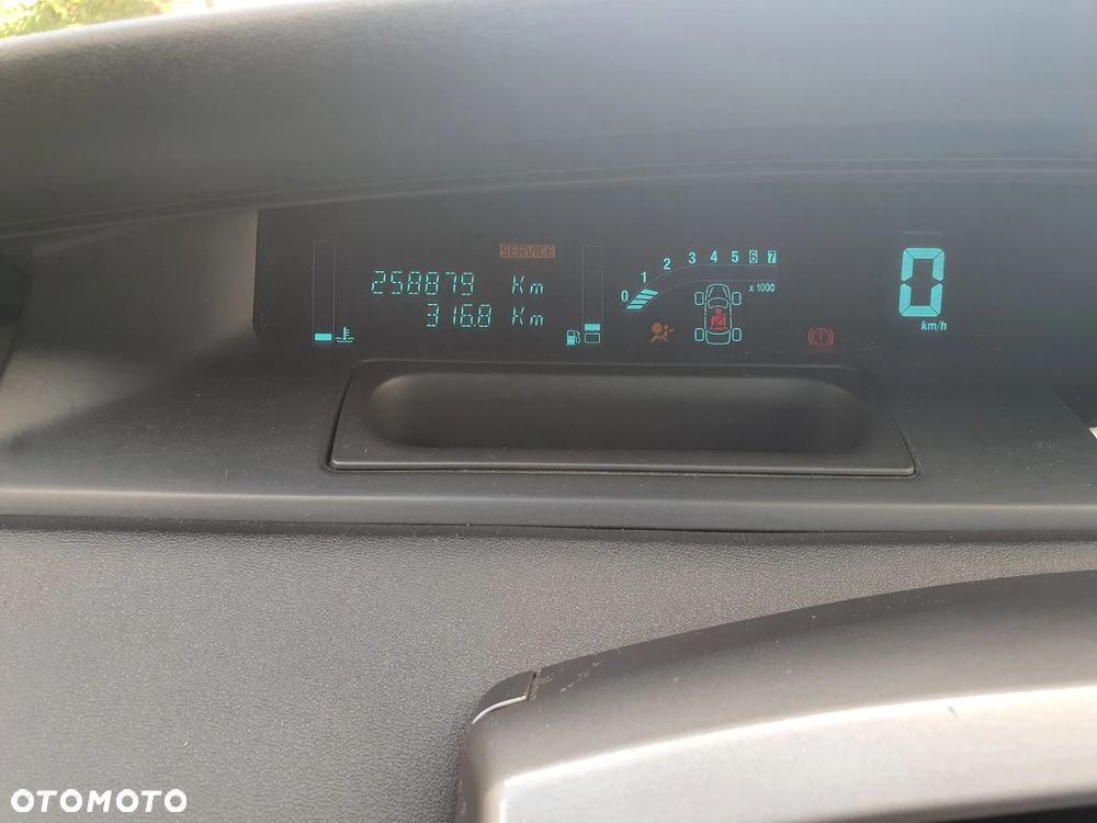 Renault Scenic - 8