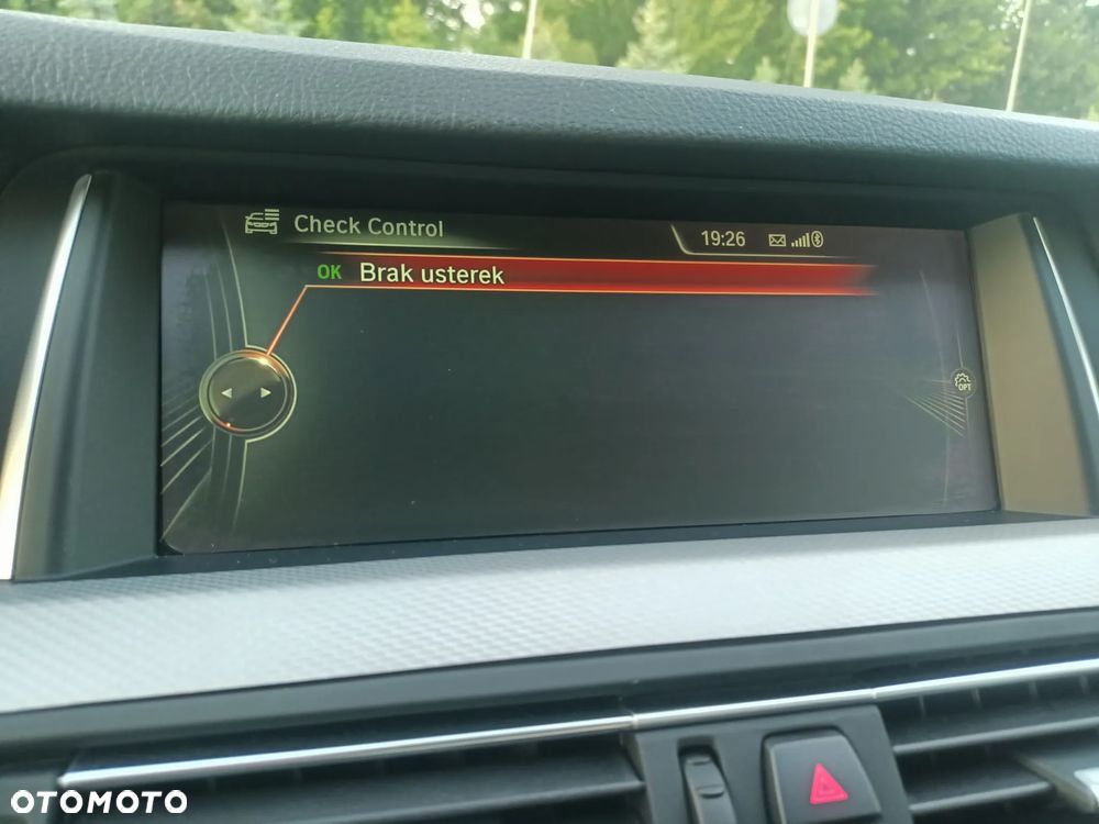 BMW Seria 5 520d - 17