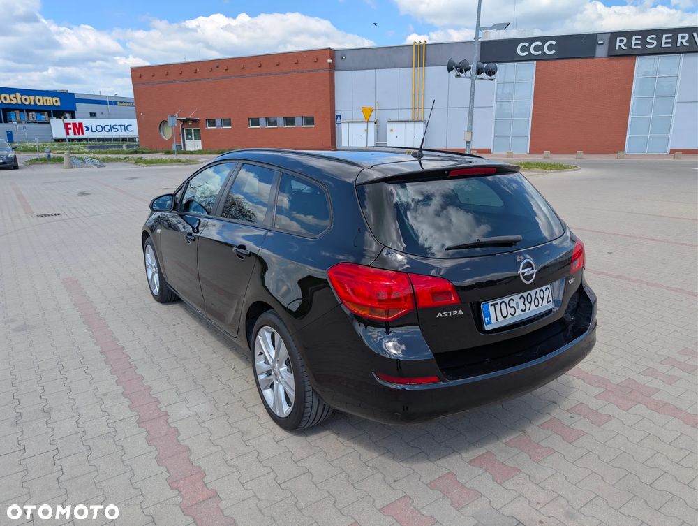 Opel Astra 1.7 CDTI DPF - 8