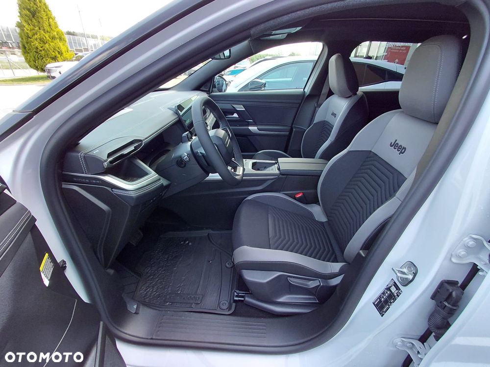 Jeep Compass - 11