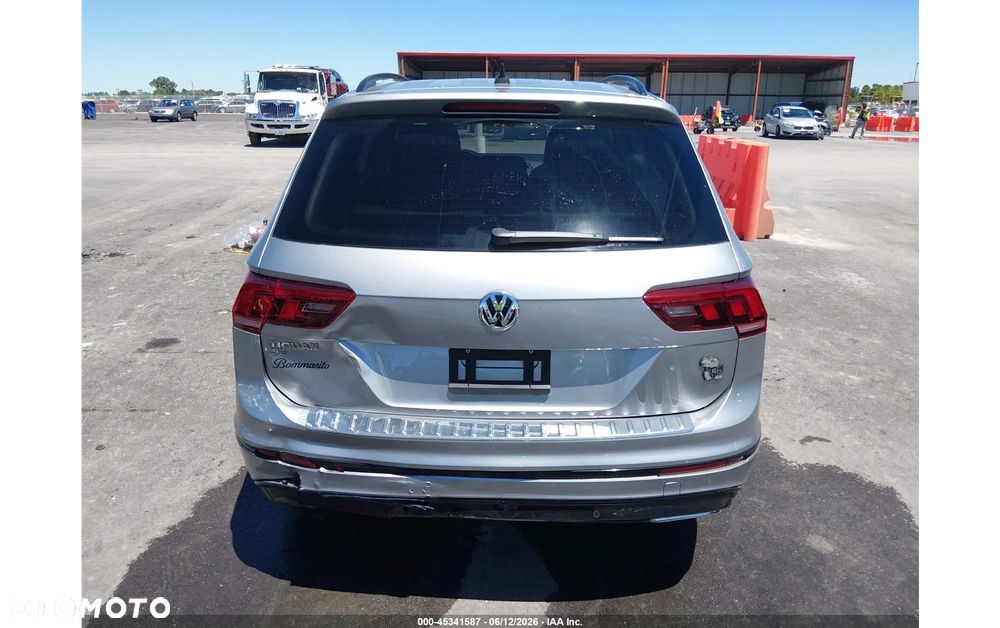 Volkswagen Tiguan - 10