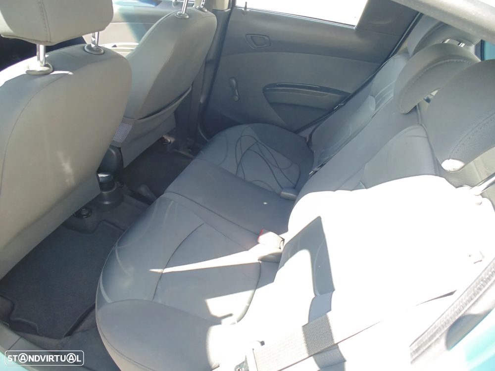 Chevrolet Spark 1.0 LS Bi-Fuel - 19