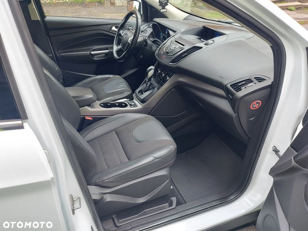 Ford Kuga 2.0 TDCi 4WD Titanium - 6