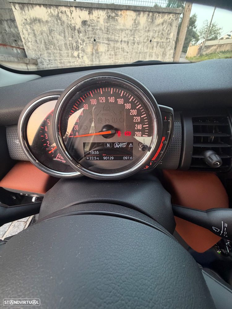 MINI 5 Portas Cooper D Seven Chili - 22