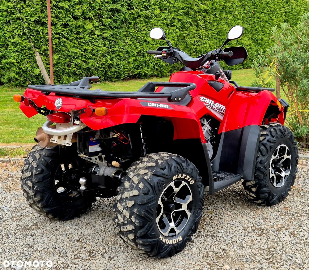 Can-Am Outlander - 12