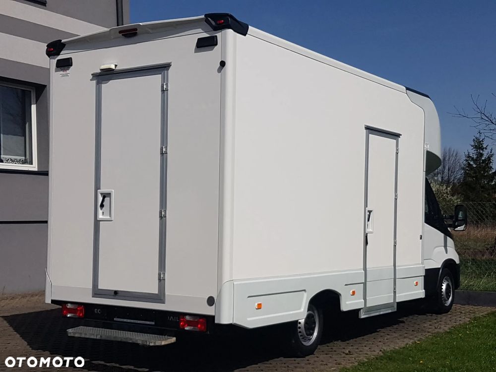 Iveco DAILY KONTENER NISKOPODŁOGOWY 4,43x2,23x2,42 SKLEP KAMPER FOODTRUCK BAR KLIMA KONIOWÓZ - 4