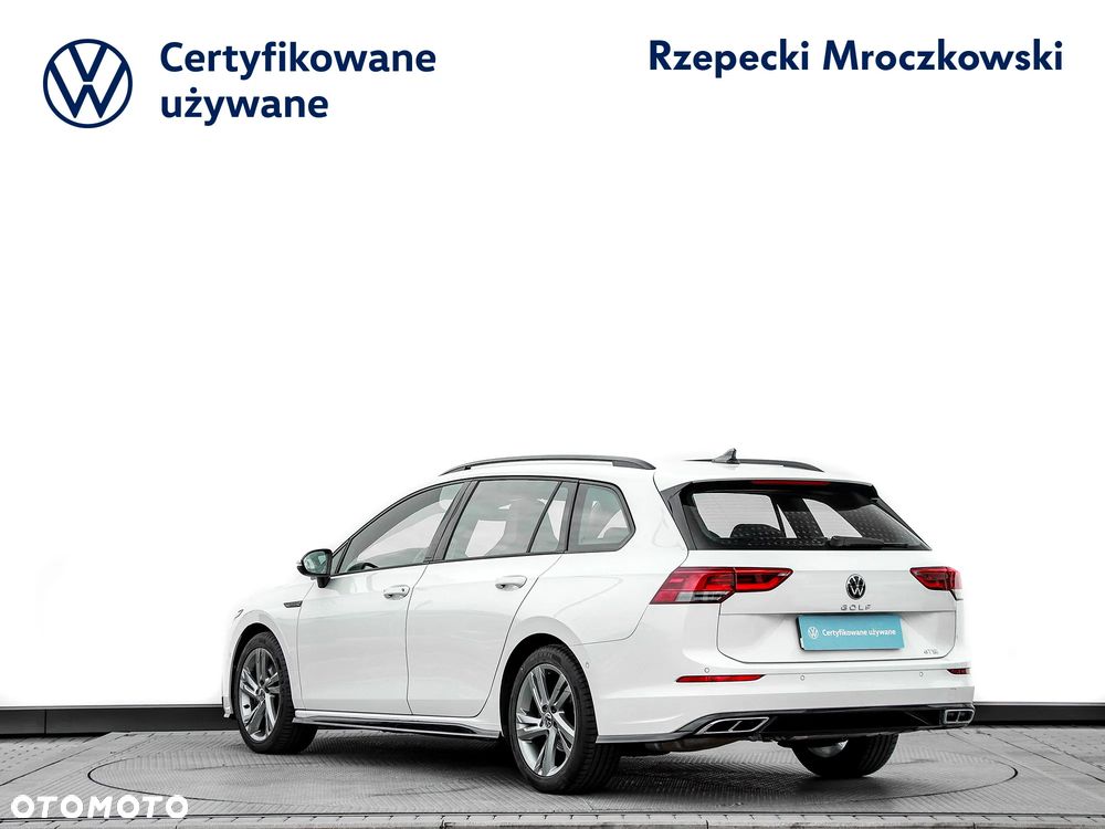 Volkswagen Golf Variant - 10