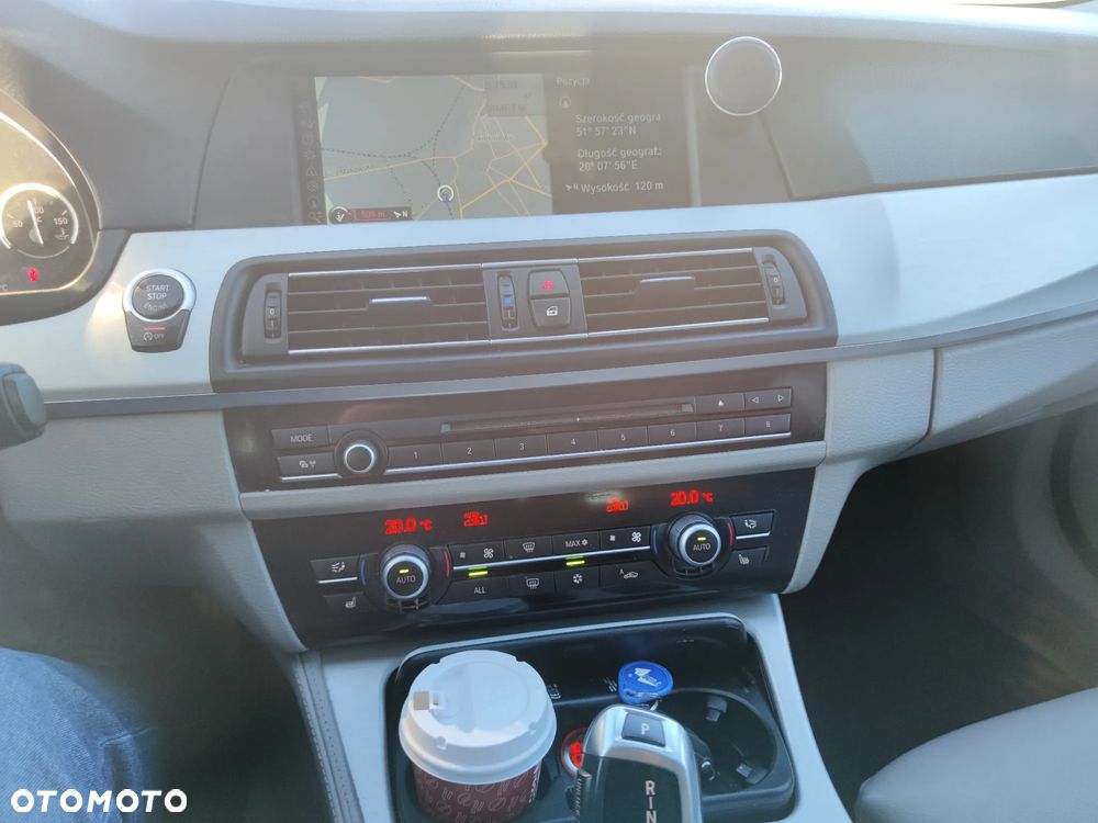 BMW Seria 5 535d xDrive Sport-Aut - 19