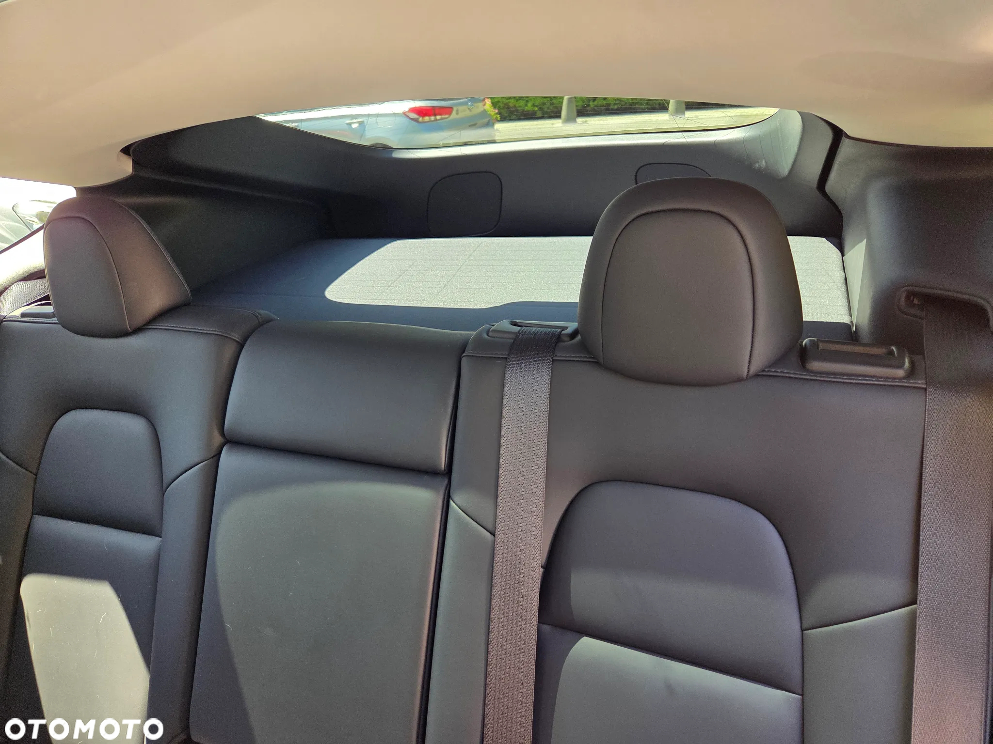 Tesla Y Model Long Range Dual Motor AWD - 16
