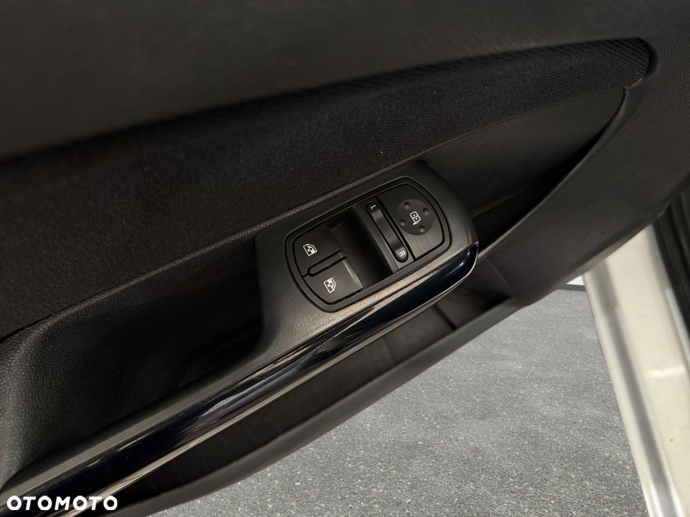 Opel Corsa - 20