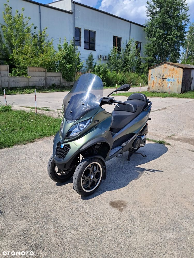 Piaggio MP-3 - 2