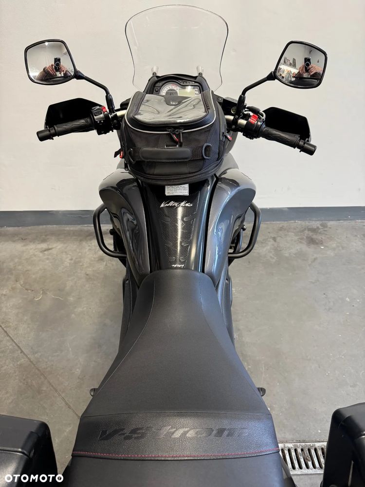 Suzuki V-STROM - 38