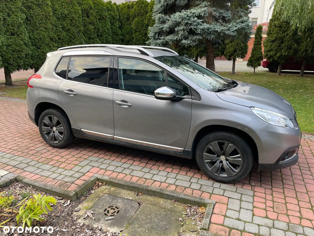 Peugeot 2008 PureTech 110 Stop&Start EAT6 Allure - 11