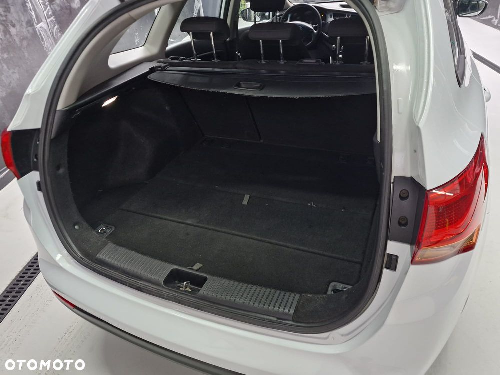 Kia Ceed 1.6 CRDi L - 3