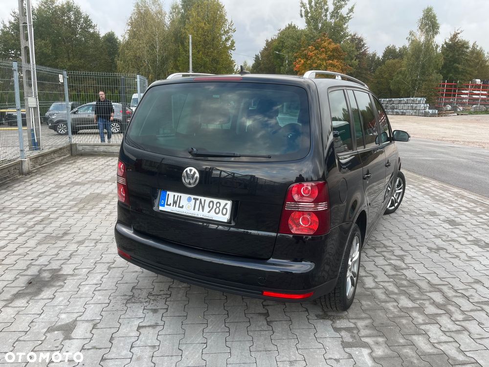 Volkswagen Touran 1.6 Trendline - 6