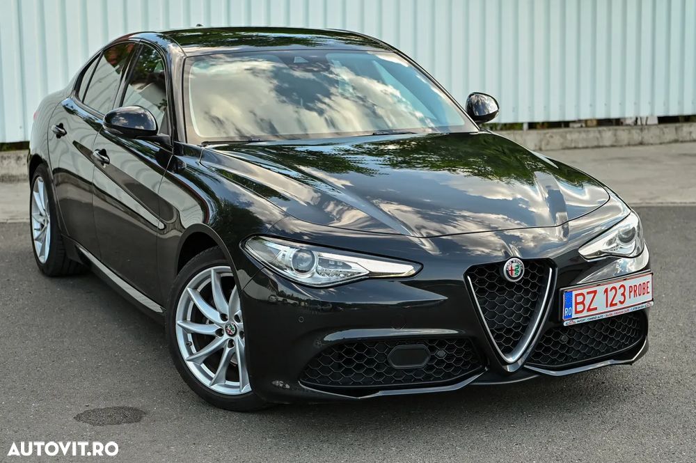 Alfa Romeo Giulia 2.0 Turbo RWD AT8 Super - 31