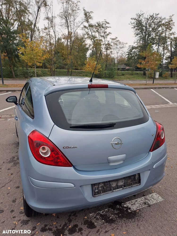 Opel Corsa 1.2i Enjoy - 11