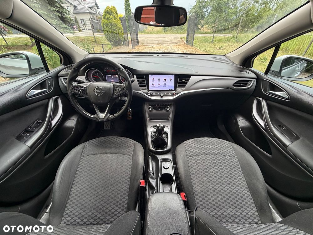 Opel Astra 1.6 CDTI Enjoy S&S - 9