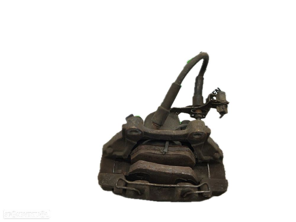 Pinça / Maxila / Bomba Travão Frente Audi A6 (4B2, C5) - 2