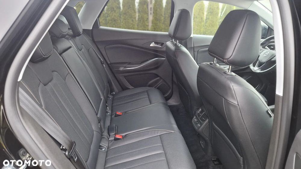 Opel Grandland X 1.5 D Start/Stop Business Elegance - 14