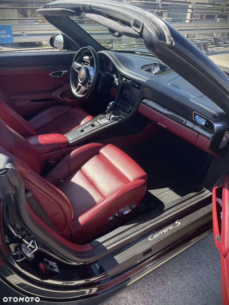 Porsche Carrera GT - 11