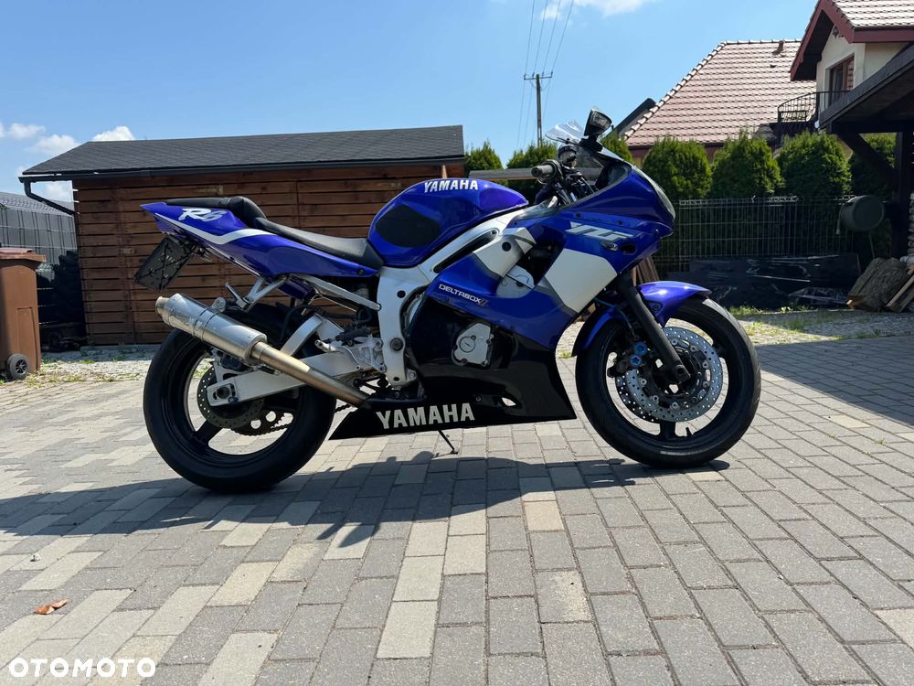 Yamaha YZF - 1