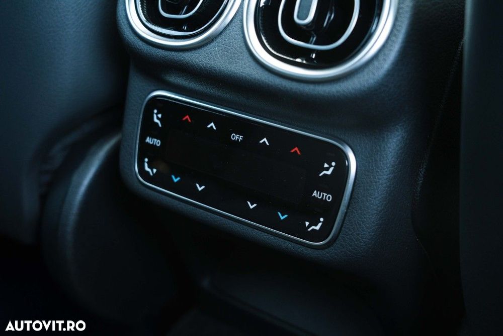 Mercedes-Benz GLC Coupe 300 e 4MATIC - 19