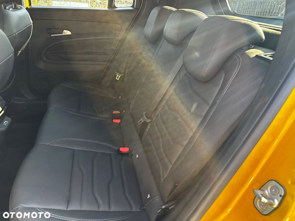 Jeep Avenger Summit+ - 12