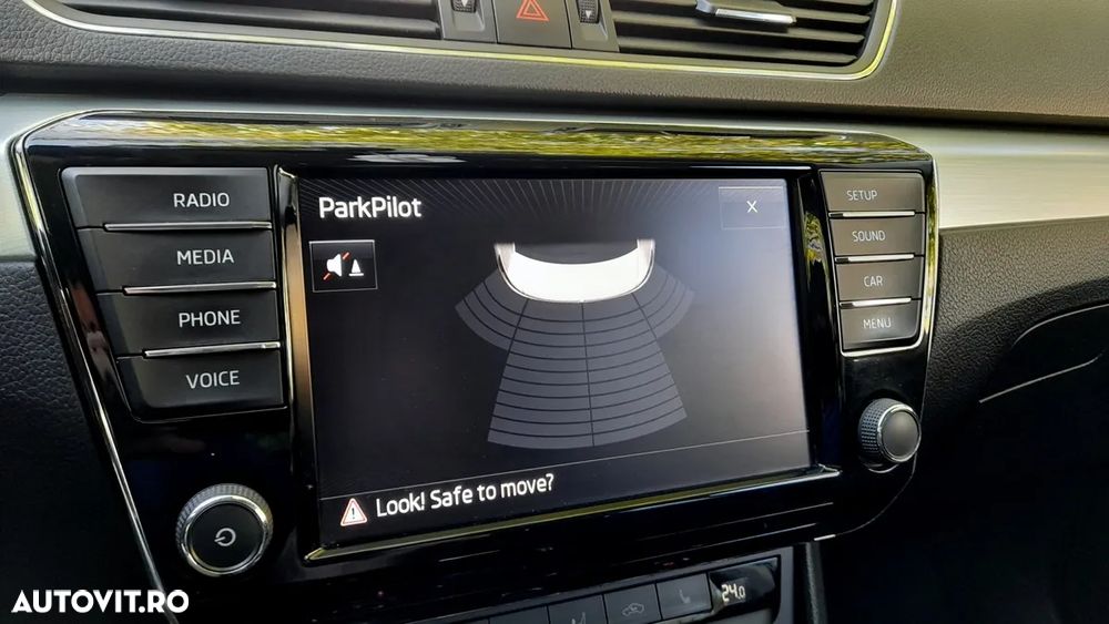Skoda Superb Combi 2.0 TDI DSG Style - 22