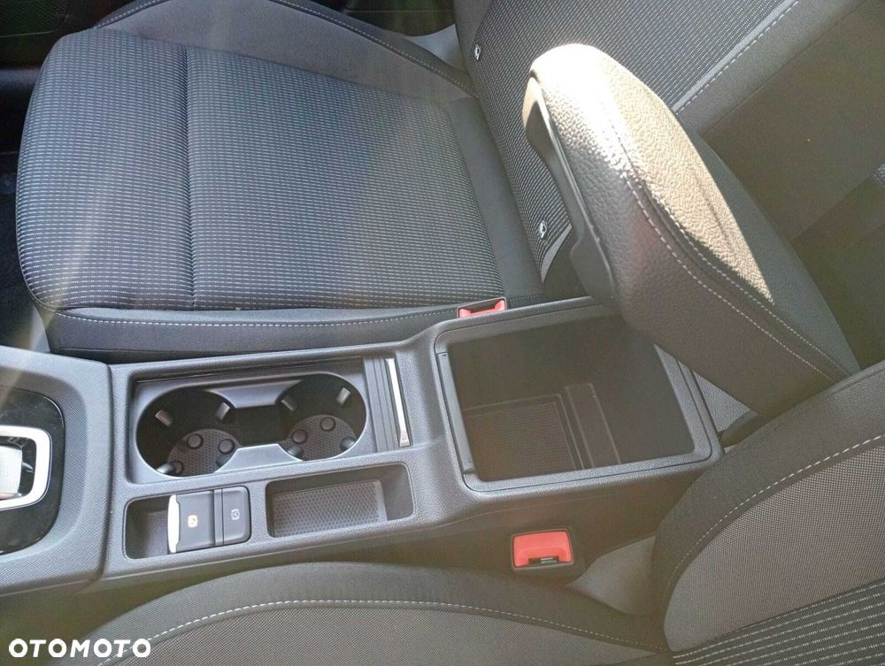 Skoda Octavia 1.5 TSI mHEV Selection DSG - 16
